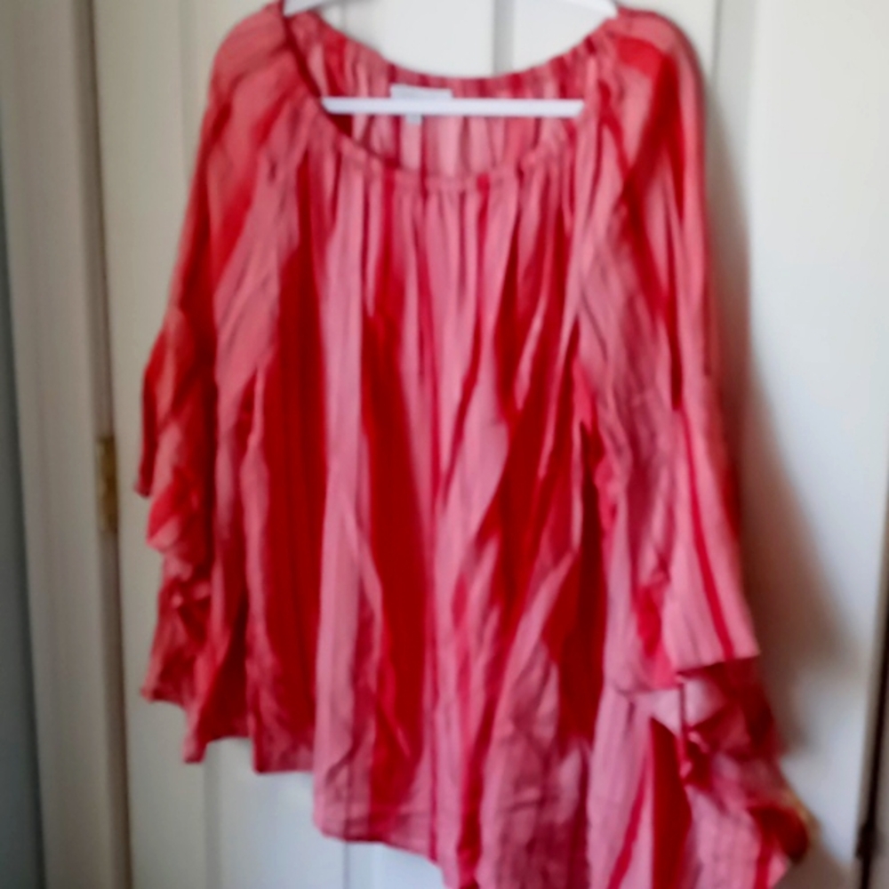 Women's top size medium 100% rayon